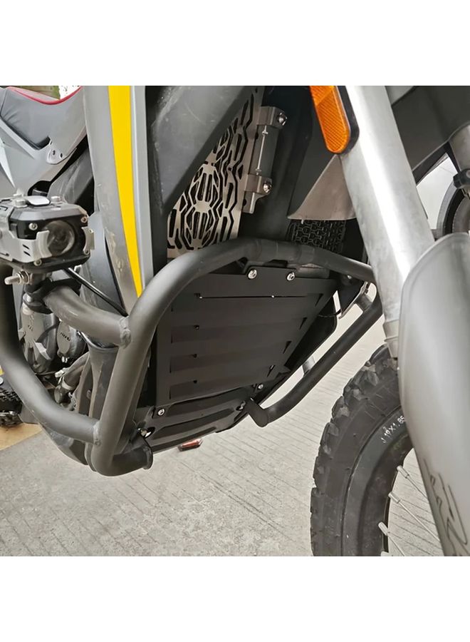 حاجز أمامي من سبائك الألومنيوم الأسود للمشعاع لدراجة Loncin VOGE 300 Rally النارية - Image 4